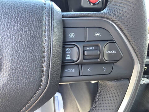 2025 Toyota Tacoma TRD Off-Road HV