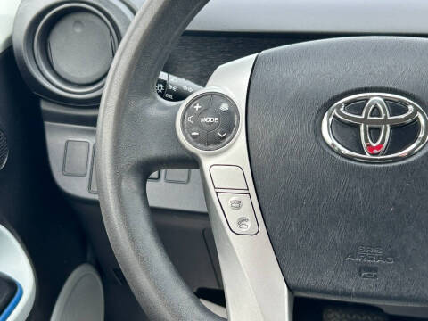 2013 Toyota Prius c Four