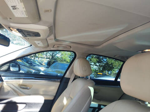 2016 BMW 5 Series 528i