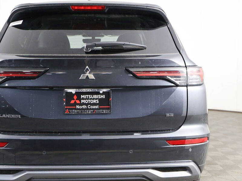2026 Mitsubishi Outlander SE