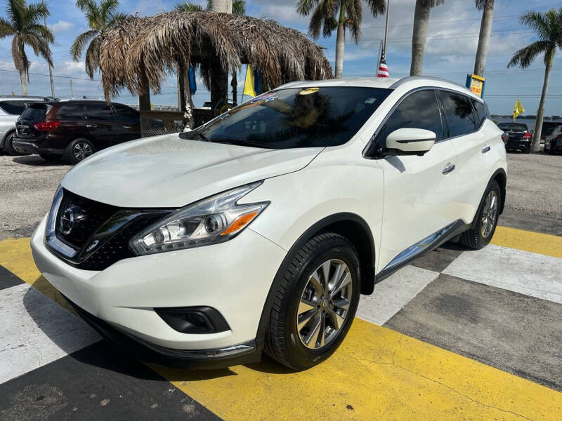 2017 Nissan Murano for sale at D&S Auto Sales, Inc in Melbourne FL