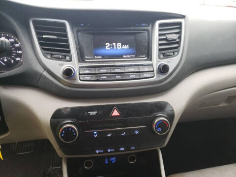 2016 Hyundai Tucson SE