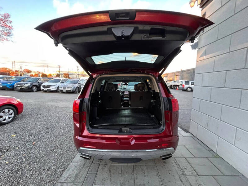 2018 GMC Acadia Denali