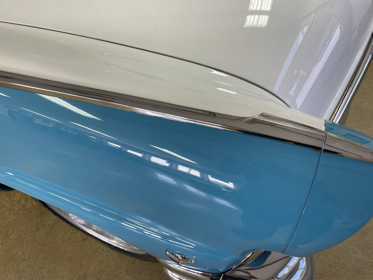 1956 Ford Fairlane 17