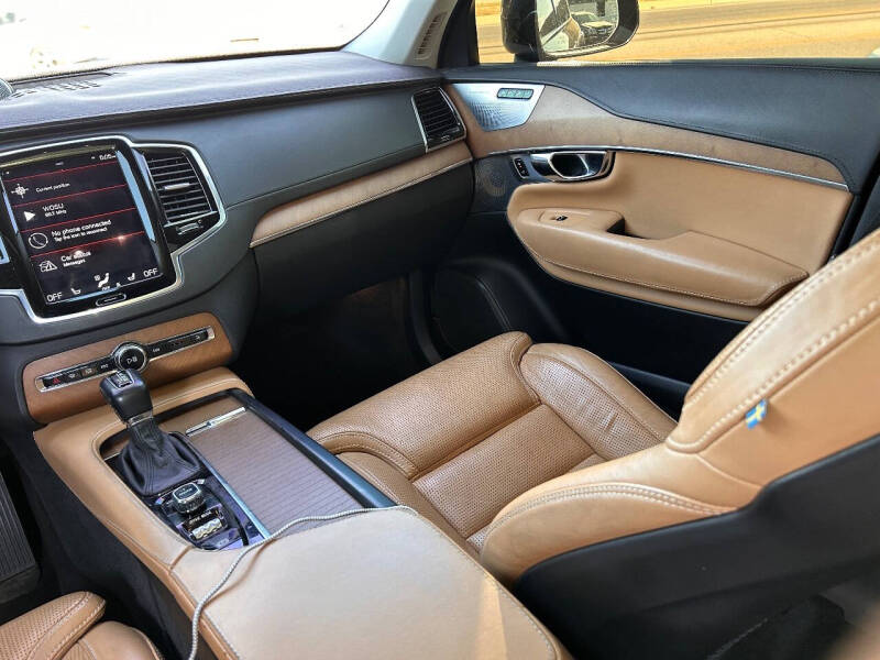 2016 Volvo XC90 T6 Inscription