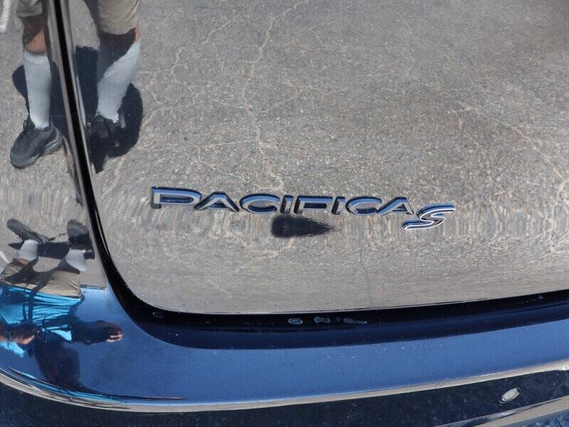 2020 Chrysler Pacifica Touring L Plus