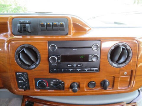 2010 Ford E-Series E-350 SD