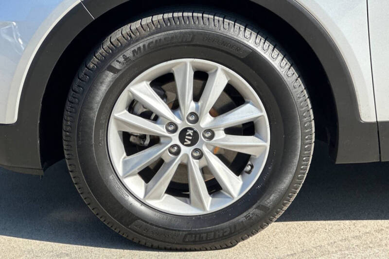 2019 Kia Sorento L