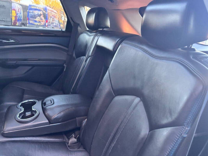 2010 Cadillac SRX Luxury Collection