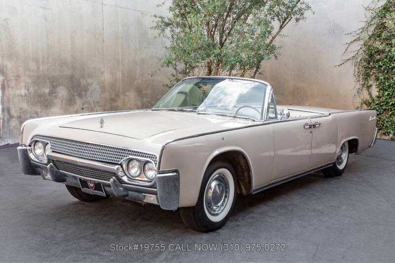1961 Lincoln Continental