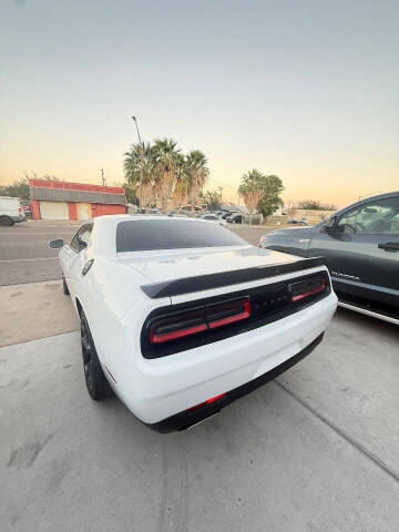 2020 Dodge Challenger SXT