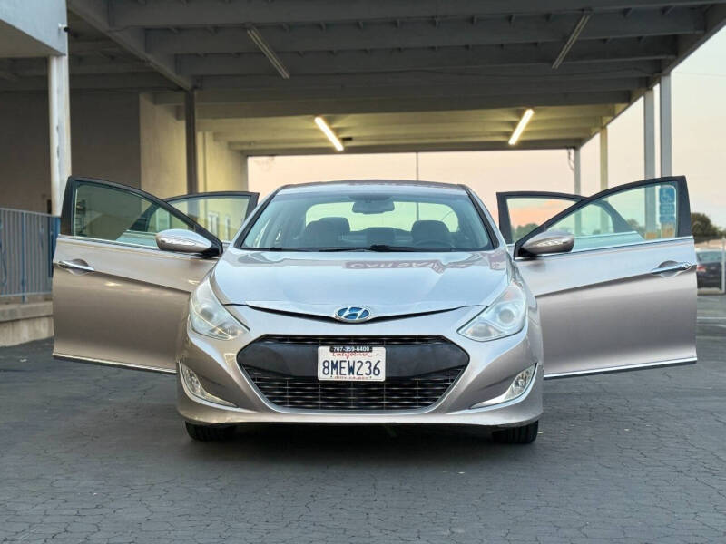 2013 Hyundai Sonata Hybrid
