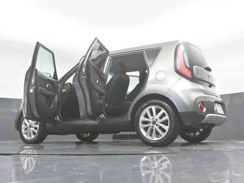 2019 Kia Soul +