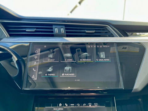 2024 Audi Q8 e-tron quattro Prestige