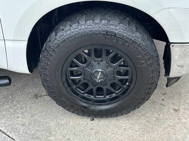 2019 Nissan Titan SV