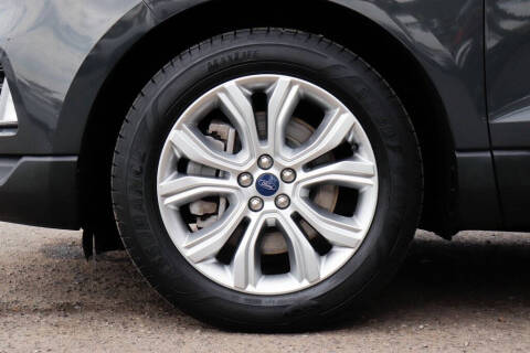 2021 Ford Edge Titanium