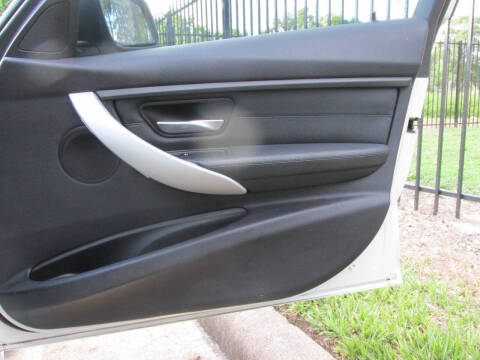 2013 BMW 3 Series 328i