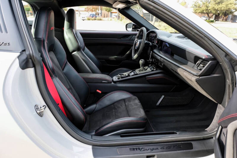 2023 Porsche 911 Targa 4 GTS