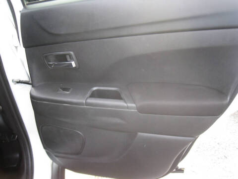 2013 Mitsubishi Outlander Sport SE