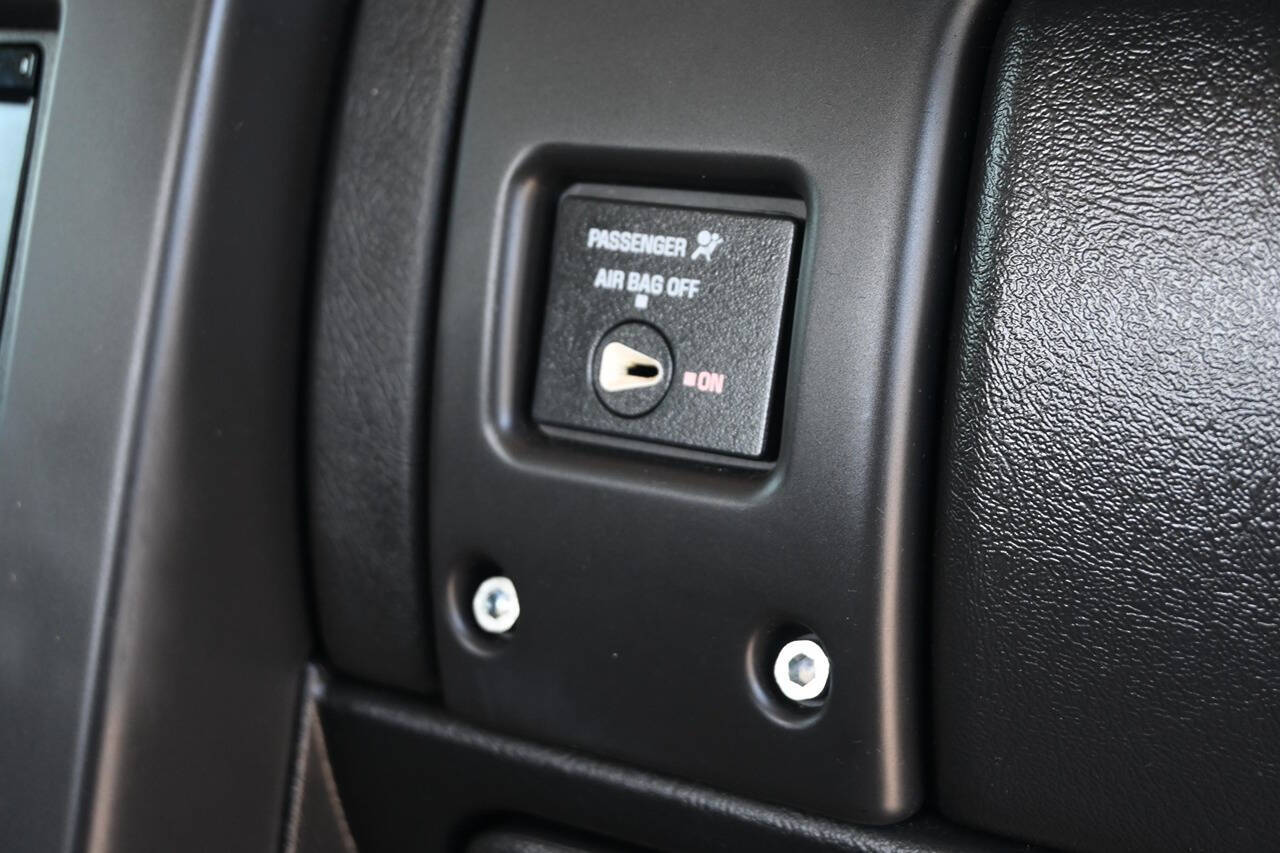 2006 HUMMER H2 SUT 38