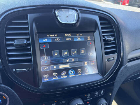 2012 Chrysler 300 MOPAR 12