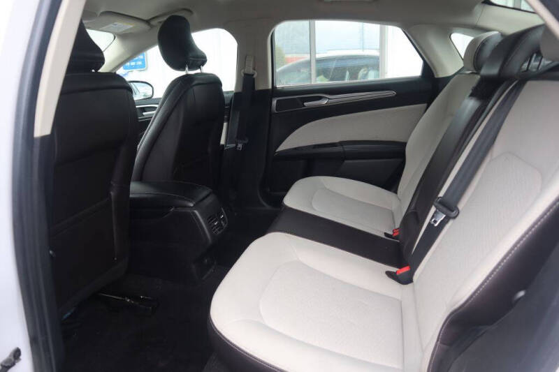 2019 Ford Fusion SE