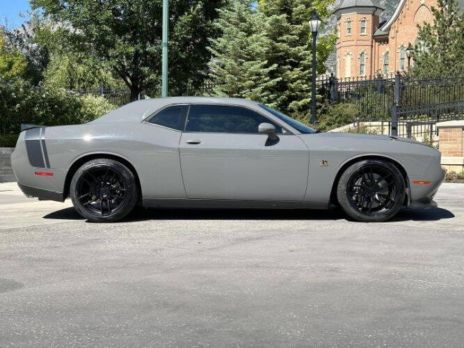 2017 Dodge Challenger R/T Scat Pack