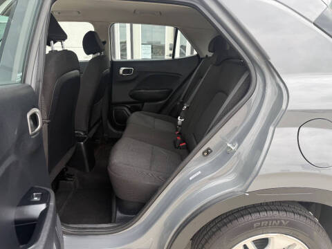 2021 Hyundai Venue SE
