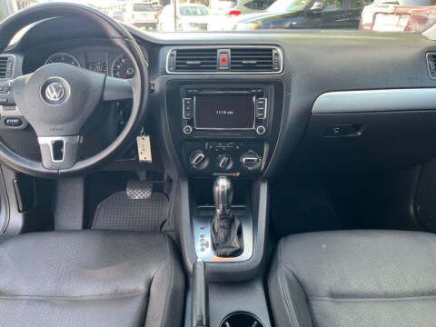 2012 Volkswagen Jetta