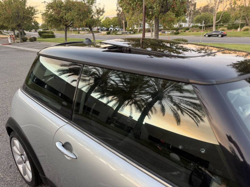 2004 MINI Cooper S