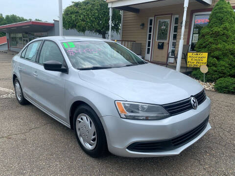 2013 Volkswagen Jetta for sale at G & G Auto Sales in Steubenville OH