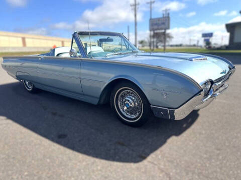 1962 Ford Thunderbird