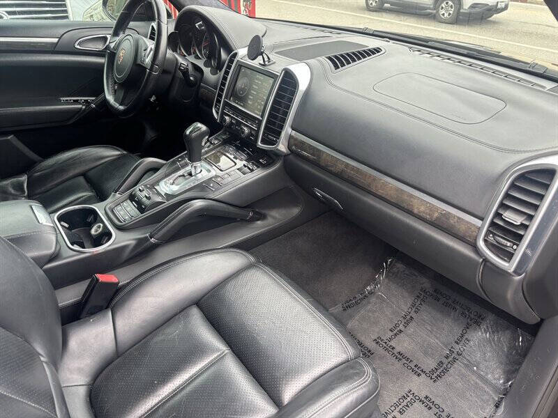 2011 Porsche Cayenne Turbo