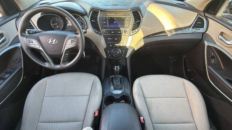 2017 Hyundai Santa Fe Sport 2.4L