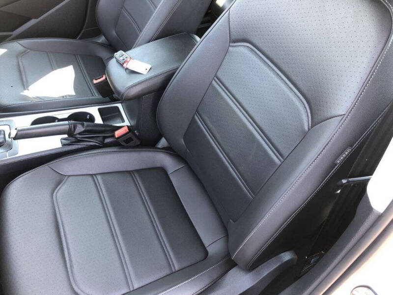 2021 Volkswagen Passat SE