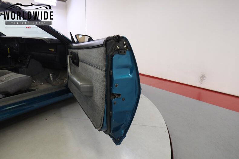 1992 Chevrolet Camaro RS