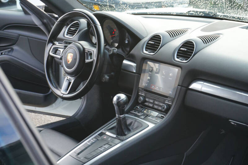 2018 Porsche 718 Cayman