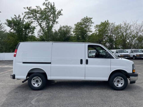 2025 Chevrolet Express 3500