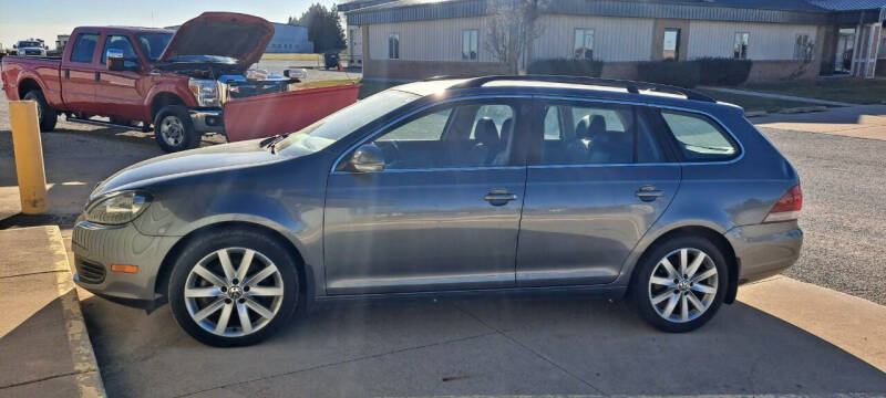 2014 Volkswagen Jetta SportWagen TDI photo 2