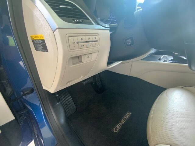 2016 Hyundai Genesis