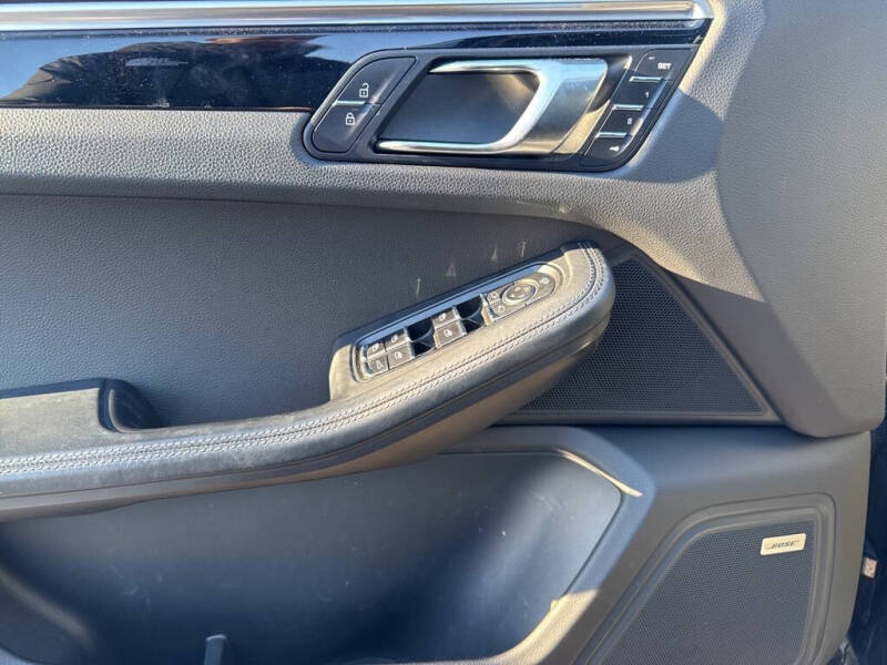 2019 Porsche Macan S