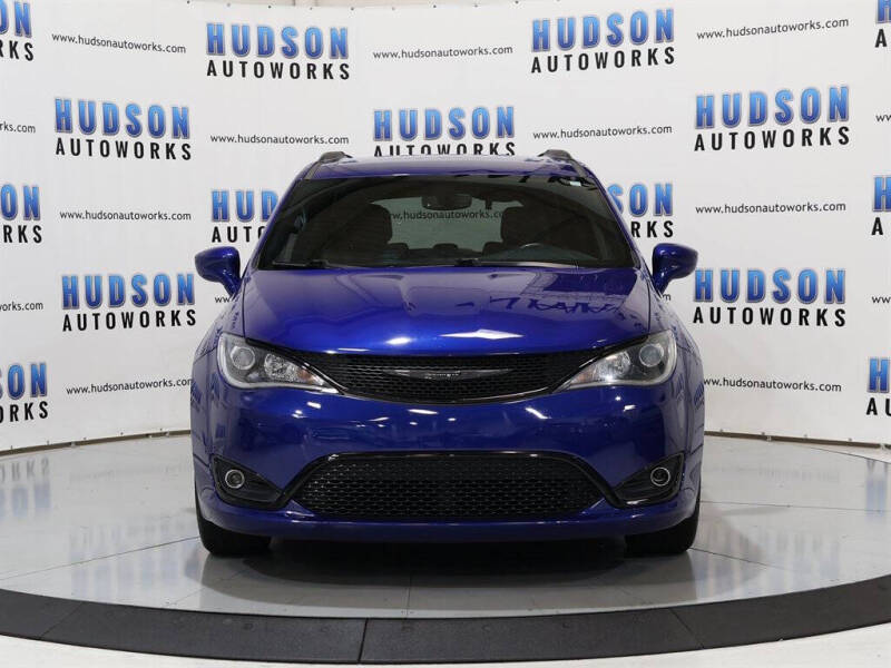 2020 Chrysler Pacifica Touring L