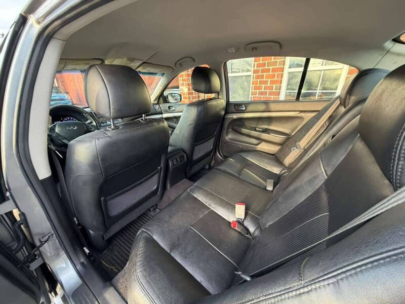 2010 Infiniti G37 Sedan x Anniversary Edition