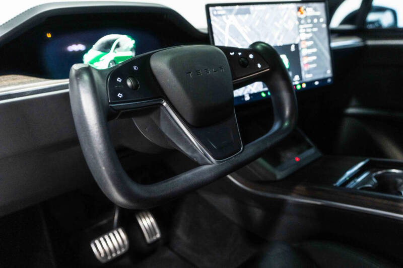 2023 Tesla Model X Standard Range