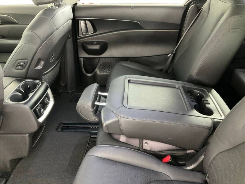 2025 Kia Carnival SX Prestige
