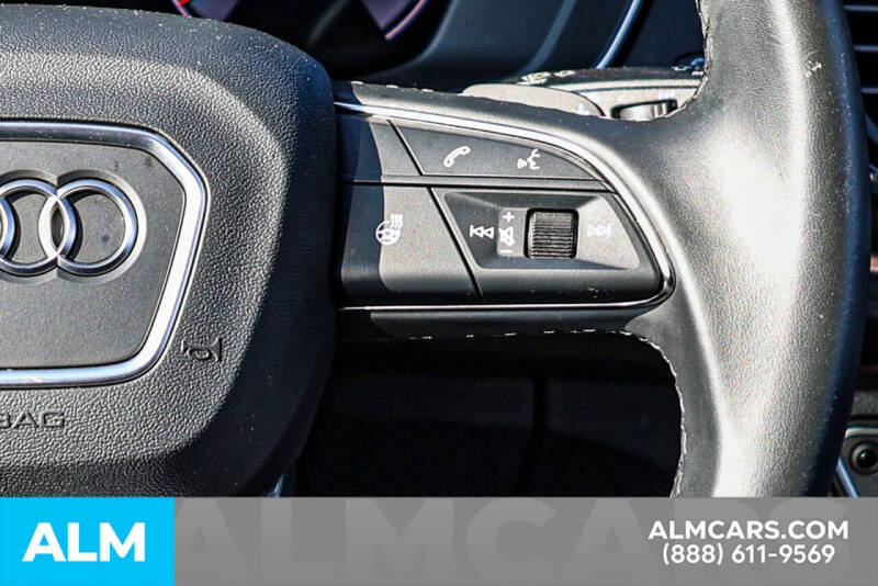 2022 Audi Q5 quattro Premium Plus 40 TFSI