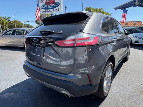 2022 Ford Edge Titanium