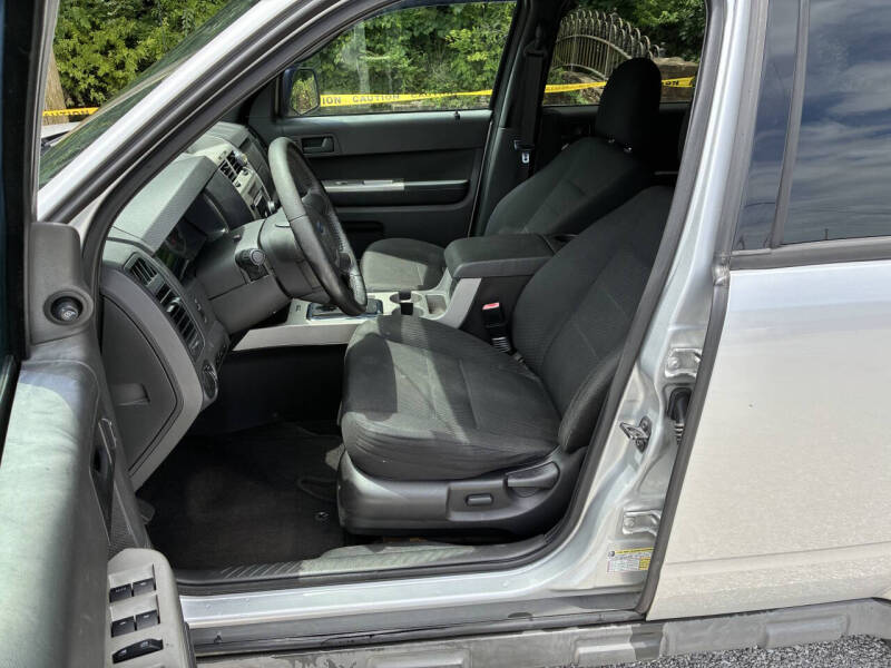 2009 Ford Escape XLT