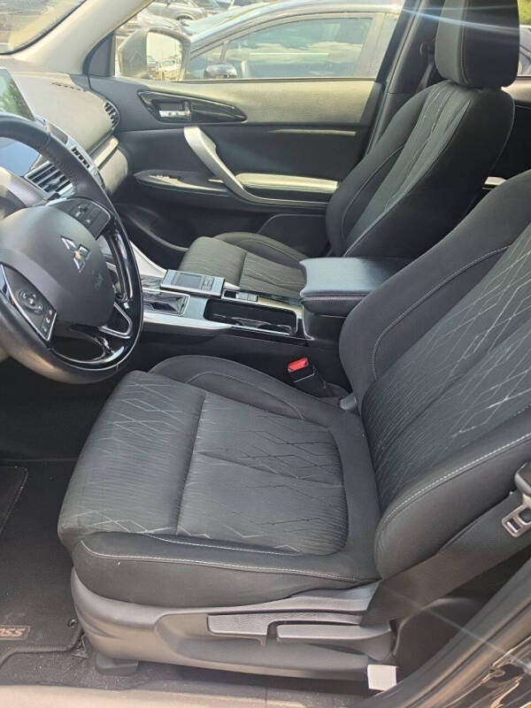2020 Mitsubishi Eclipse Cross SE