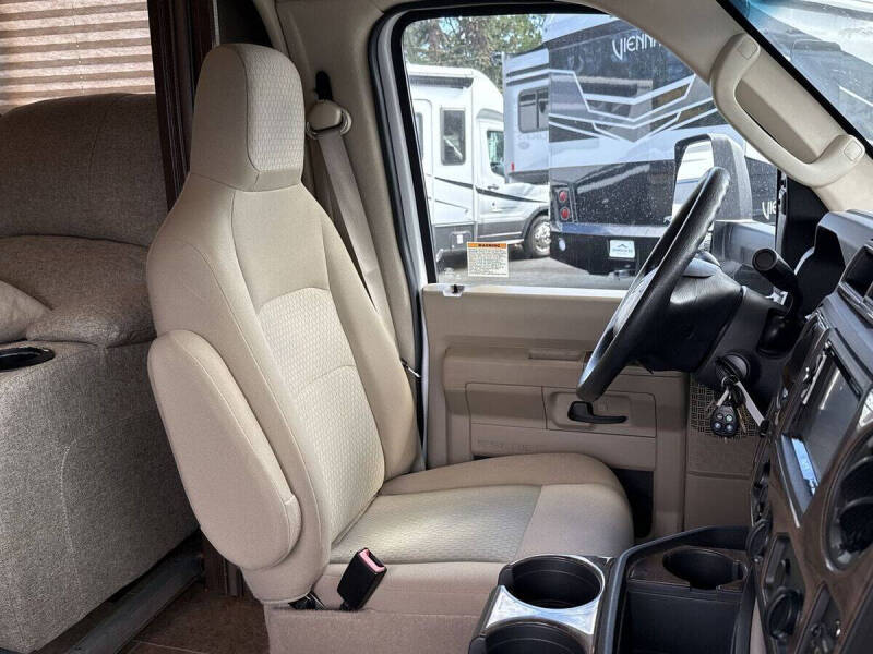 2019 Ford E-Series